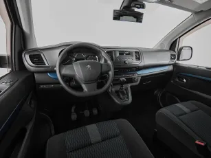 Peugeot  8
