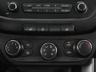 Kia  16