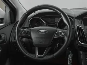 Ford  10