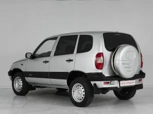 Chevrolet  4