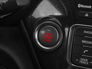 Kia  15