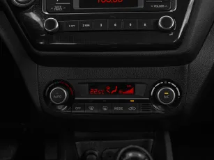 Kia  17