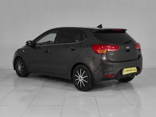 Kia  6