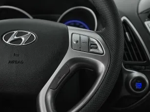 Hyundai  12