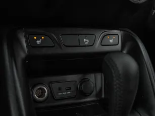 Hyundai  18