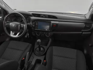 Toyota  9