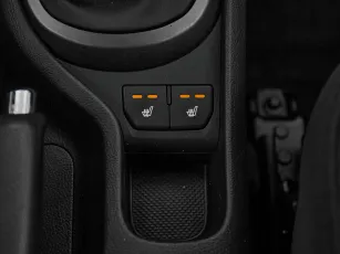 Kia  17