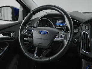 Ford  10