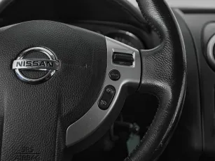 Nissan  12