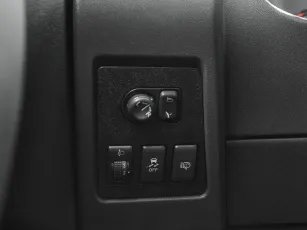 Nissan  14