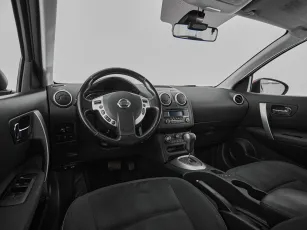 Nissan  7
