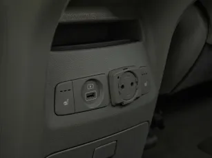Kia  22