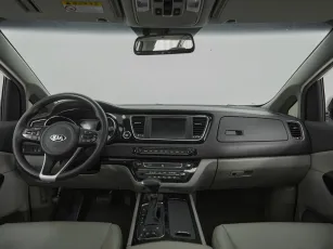Kia  9
