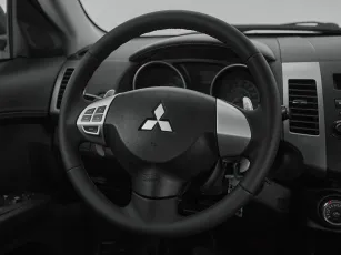 Mitsubishi  10