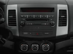 Mitsubishi  13