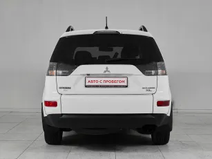 Mitsubishi  5