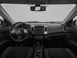 Mitsubishi  8