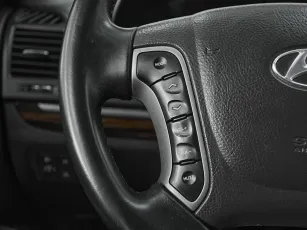 Hyundai  11