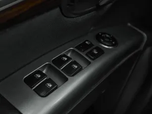 Hyundai  13