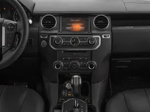 Land Rover  16
