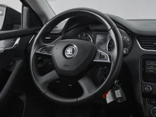 Skoda  9