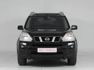 Nissan  2