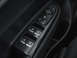 Kia  13