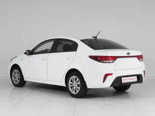 Kia  4