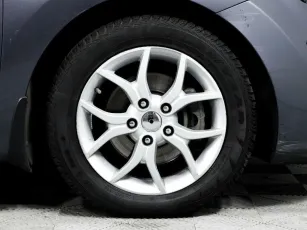 Hyundai  7