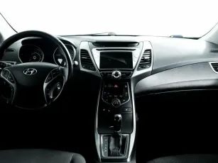 Hyundai  9