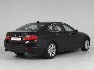 BMW  6