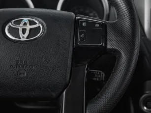 Toyota  12