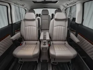 Mercedes-Benz  21