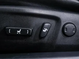 Toyota  11