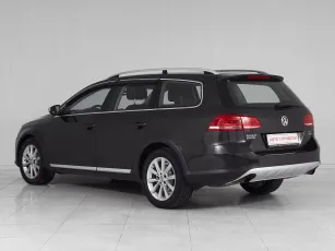 Volkswagen  4