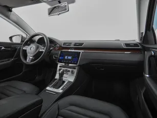 Volkswagen  9