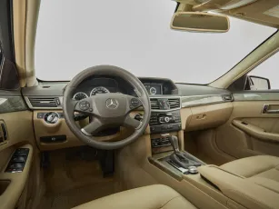 Mercedes-Benz  7