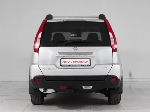 Nissan  5