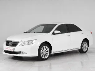Toyota  1