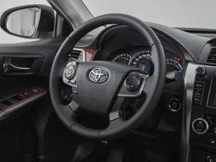 Toyota  10