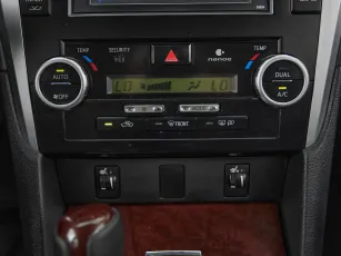 Toyota  18