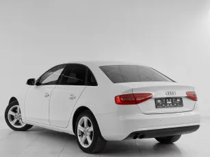 Audi  4