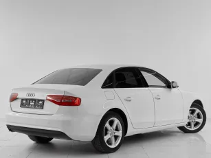 Audi  6