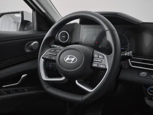 Hyundai  11
