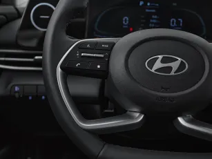 Hyundai  12