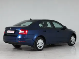 Skoda  6