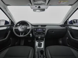 Skoda  8