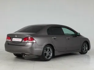 Honda  6