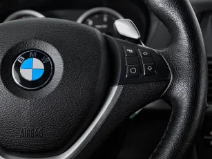 BMW  12