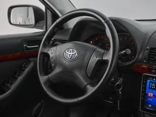 Toyota  10